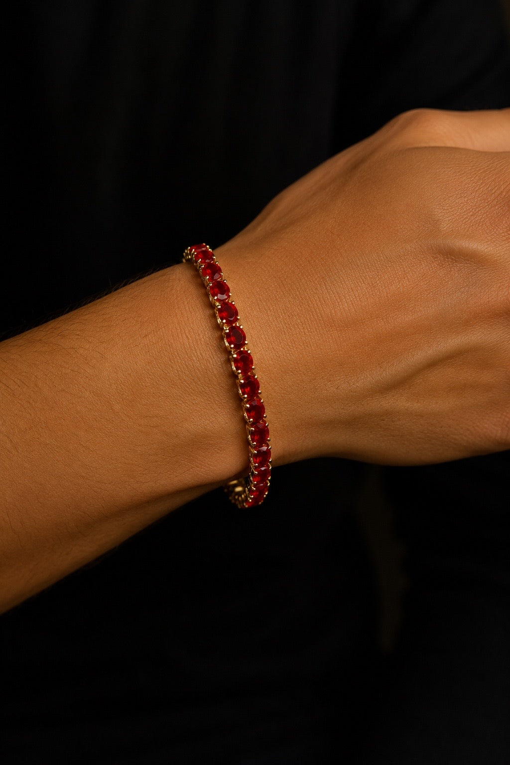 Tennis bracelet with Red stones
