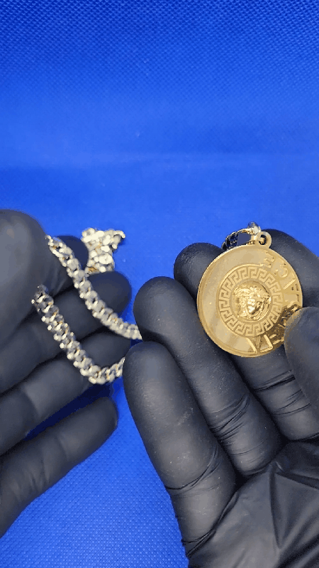 CUBAN NECKLACE + VERSACE PEDANT