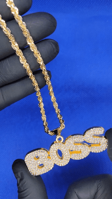 BOSS PEDANT + 18K GOLDPLATED NECKLACE