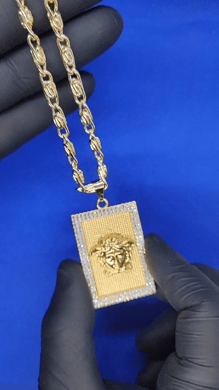 Versace pedant + dollar chain