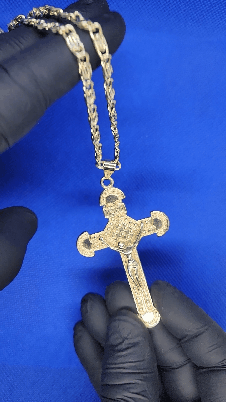 CROSS PEDANT + NECKLACE 18K GOLDPLATED