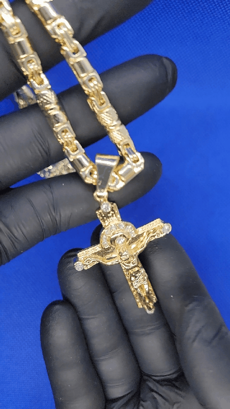 Cross pedant + necklace king style