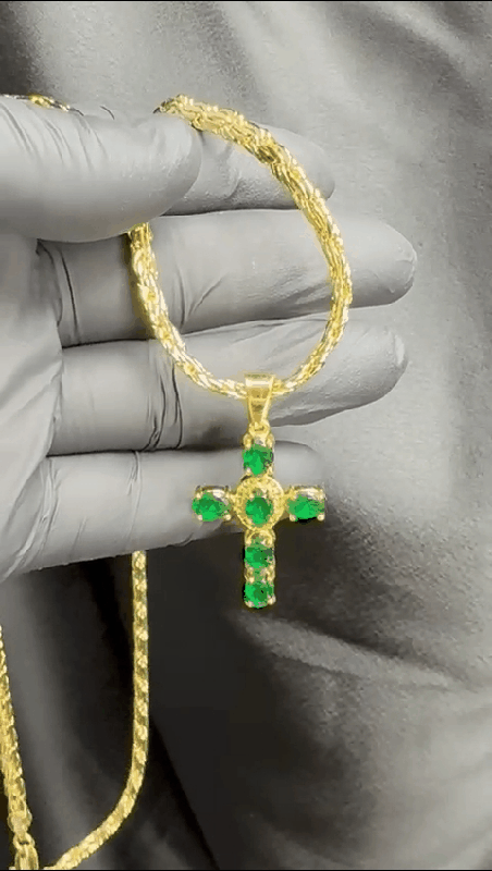 Necklace + pedant cross green stone