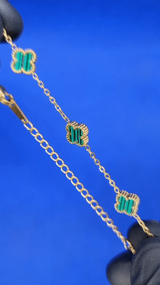 Van cleef bracelet green stone